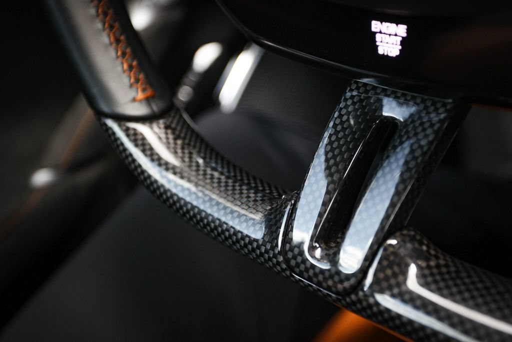 Certified 2022 Ferrari Roma RWD image 32
