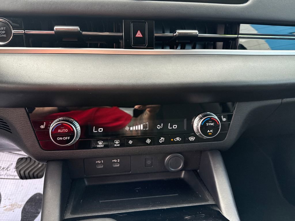 Used 2025 Mitsubishi Outlander SE image 20