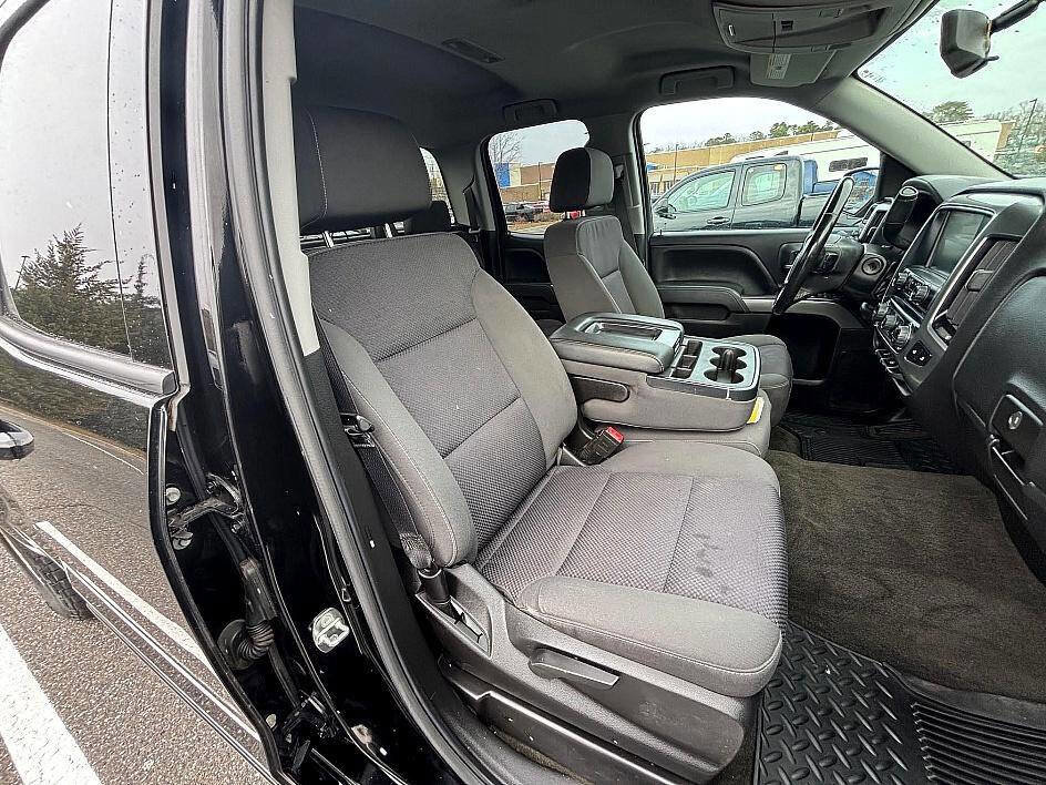 Used 2018 Chevrolet Silverado 1500 LT w/ All Star Edition image 14