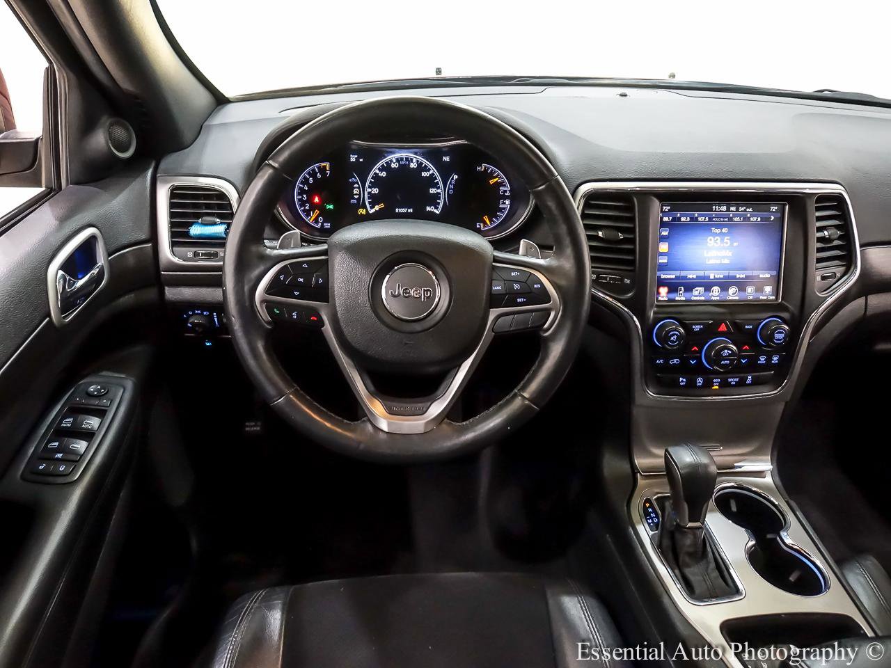 Used 2017 Jeep Grand Cherokee Altitude AWD/4WD image 18