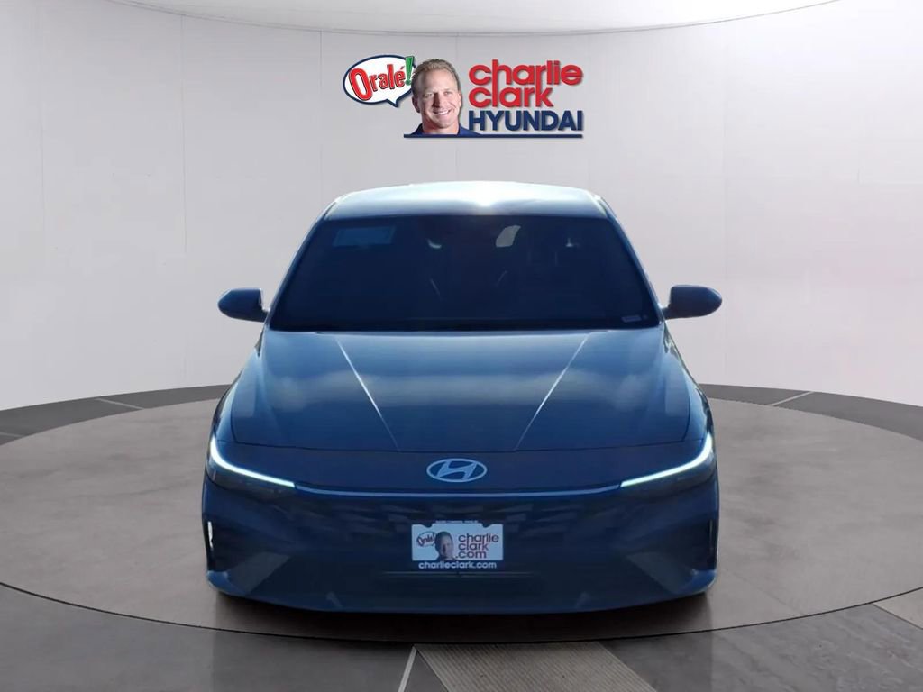 New 2026 Hyundai Elantra Sport FWD image 8