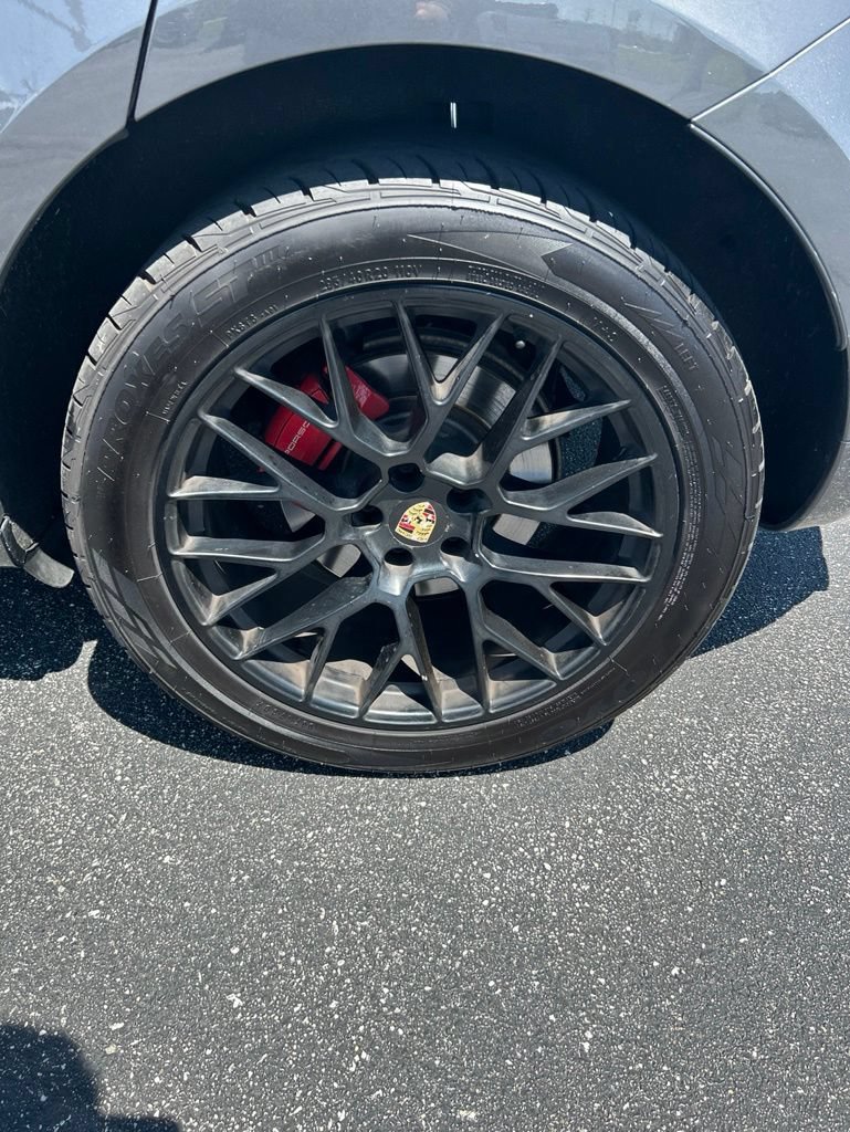 Used 2017 Porsche Macan GTS AWD/4WD image 7