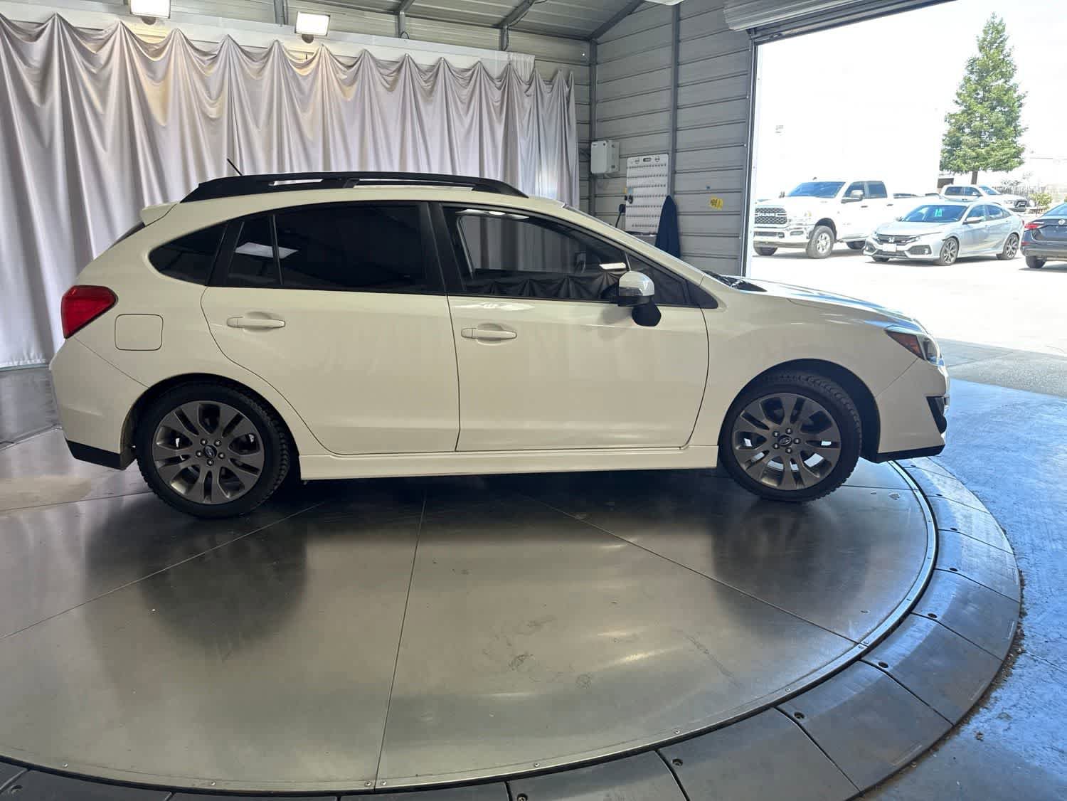 Used 2015 Subaru Impreza 2.0i Sport Limited AWD/4WD image 4