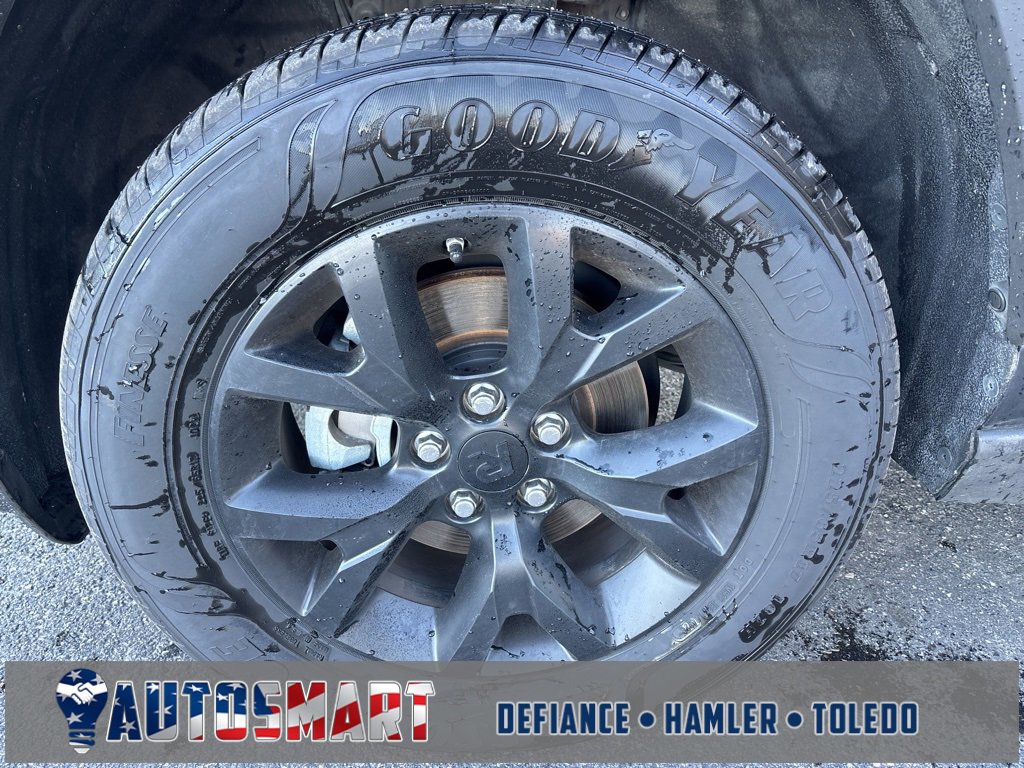 Used 2022 Toyota RAV4 LE image 9