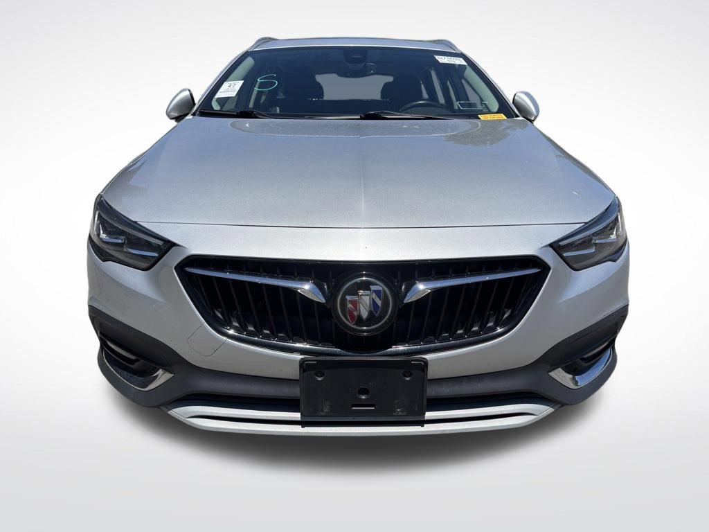 Used 2018 Buick Regal Essence w/ Driver Confidence Package #1 AWD/4WD image 9