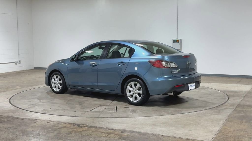 Used 2011 MAZDA MAZDA3 i Touring FWD image 7
