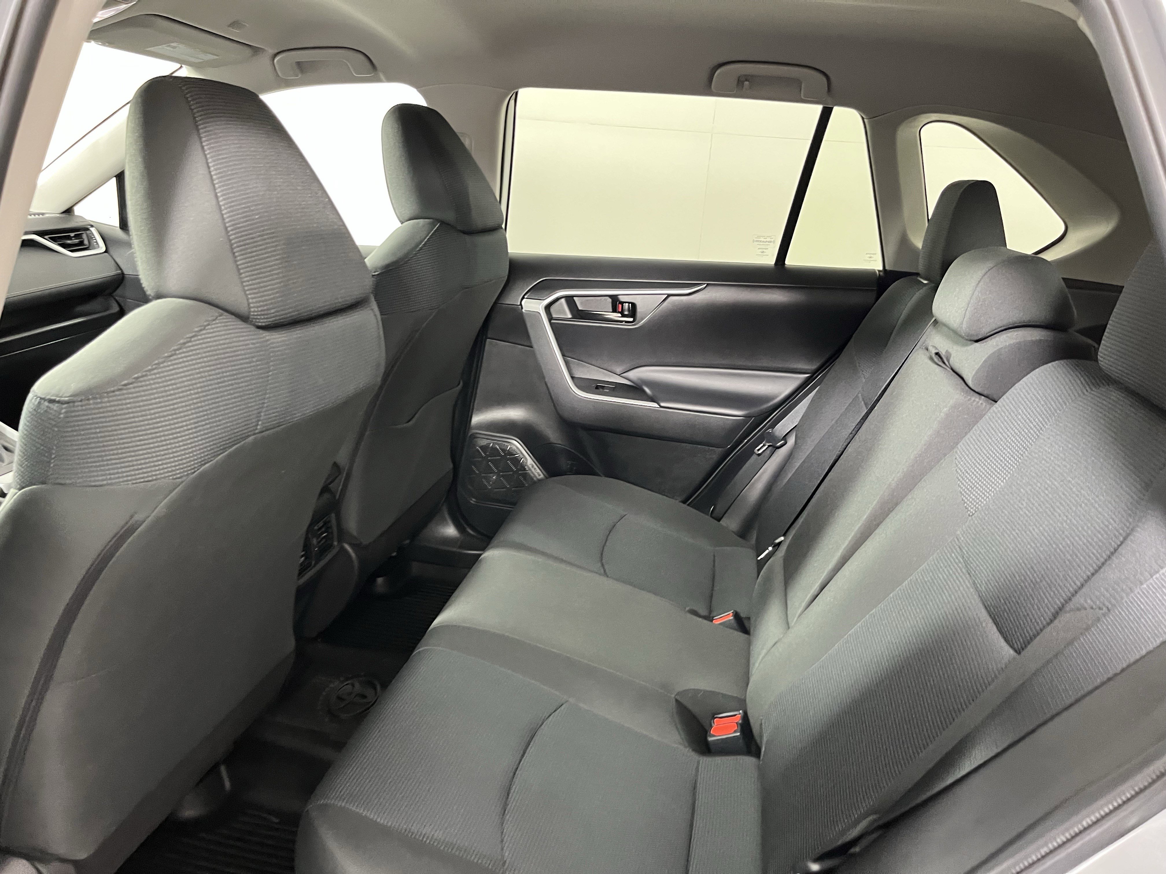 Used 2023 Toyota RAV4 LE image 14