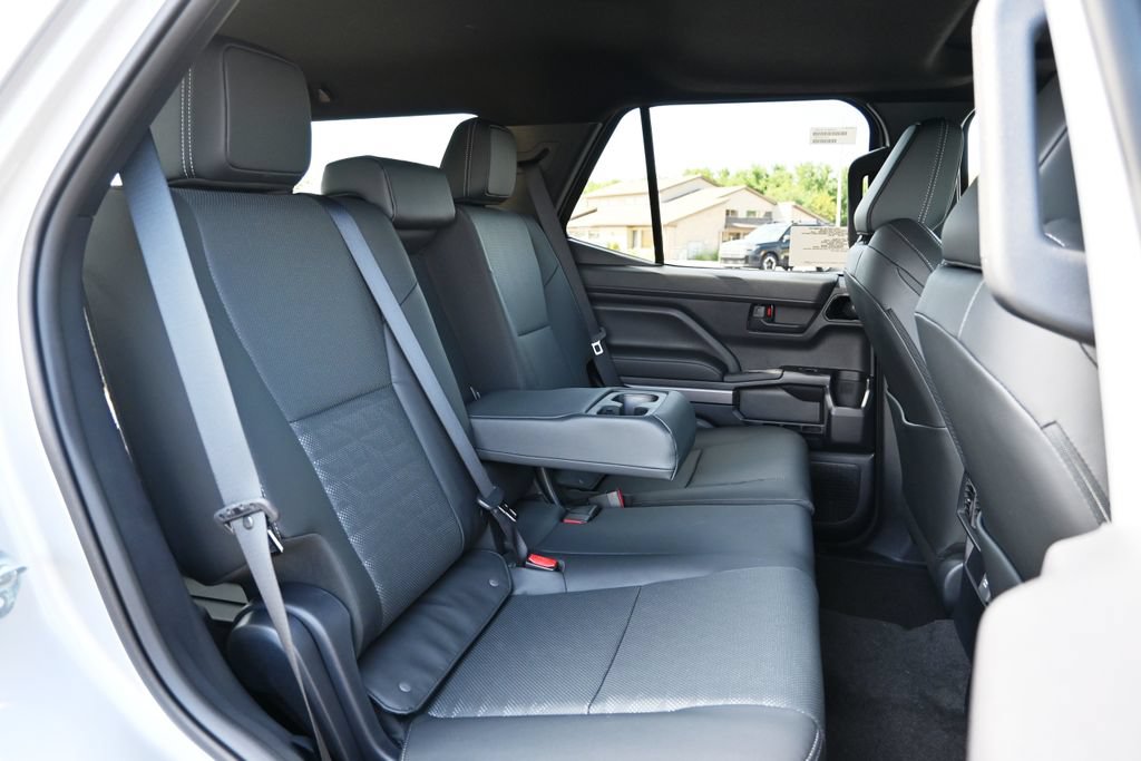 New 2026 Toyota 4Runner TRD Off-Road Premium AWD/4WD image 17