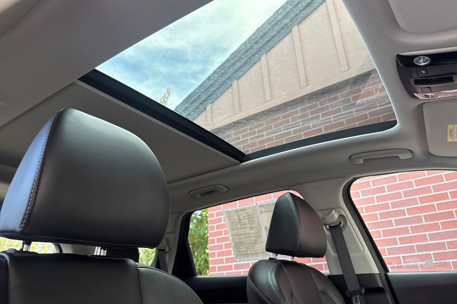 Used 2025 Kia Sorento EX w/ Panoramic Sunroof Package AWD/4WD image 23