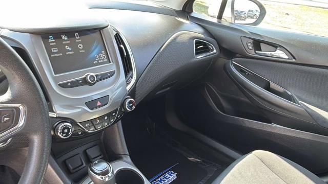 Used 2016 Chevrolet Cruze LT w/ Convenience Package image 15
