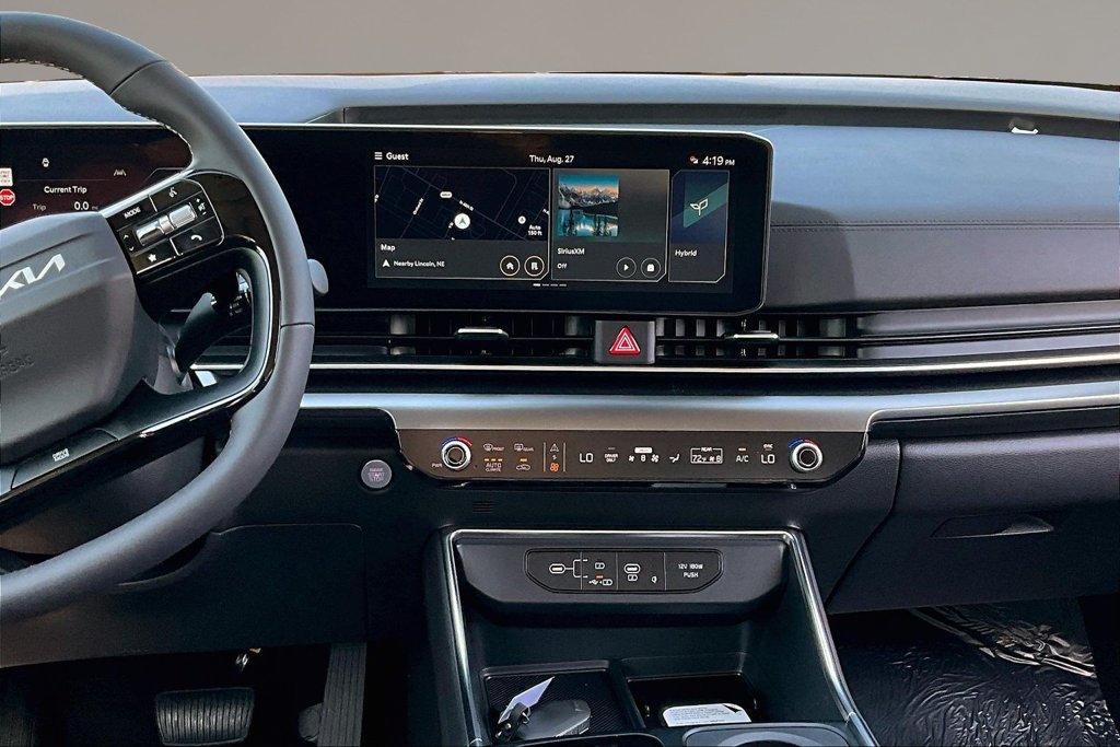 New 2027 Kia Carnival SX FWD image 6