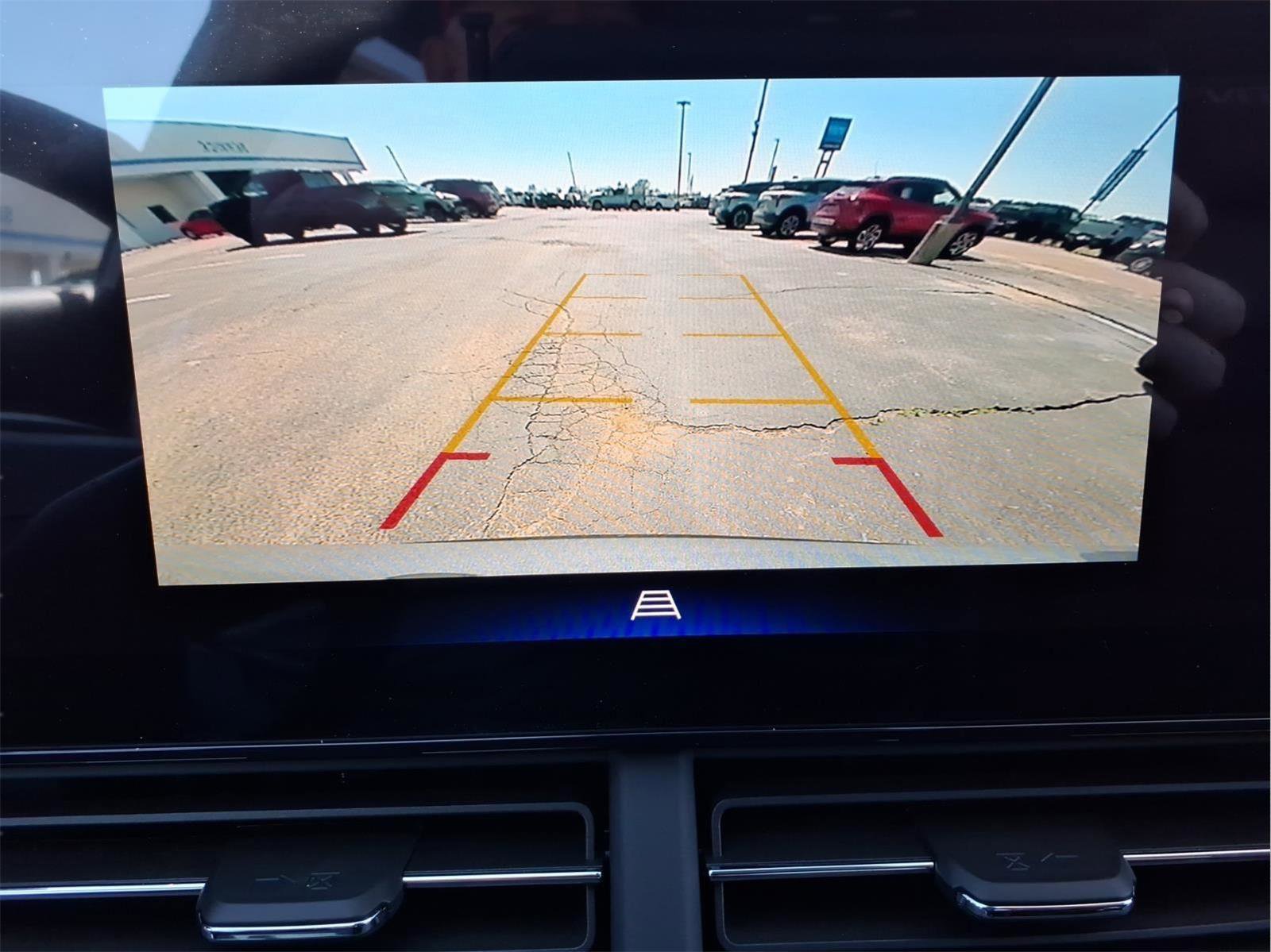 New 2026 Chevrolet Trax ACTIV w/ Driver Confidence Package FWD image 26
