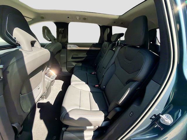 Used 2025 Volvo EX90 Ultra image 20