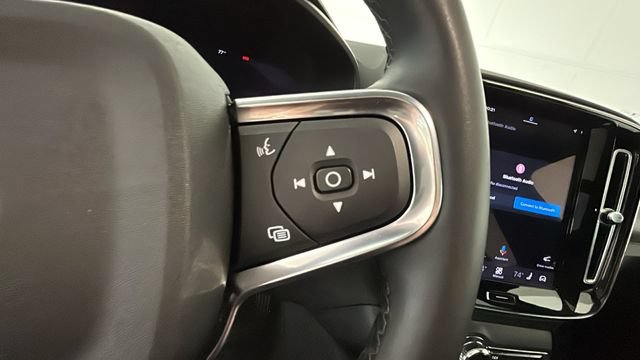 Used 2023 Volvo XC40 Recharge Plus AWD/4WD image 17