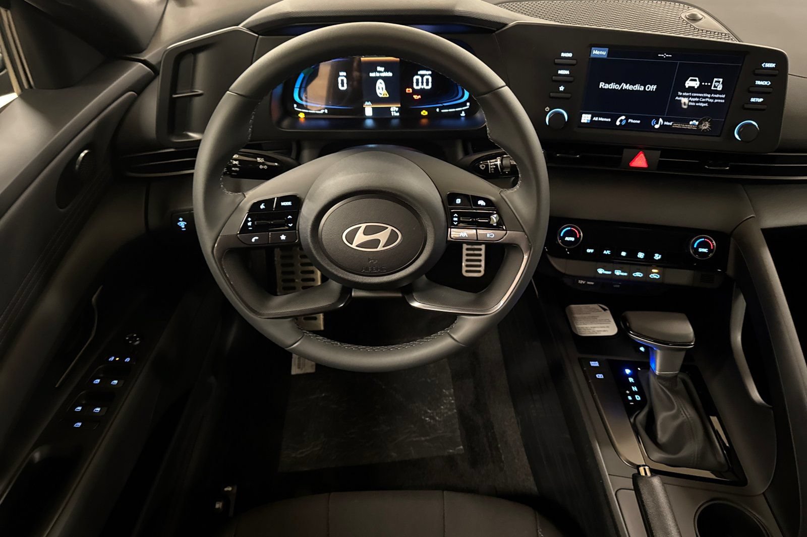 New 2026 Hyundai Elantra Sport FWD image 14