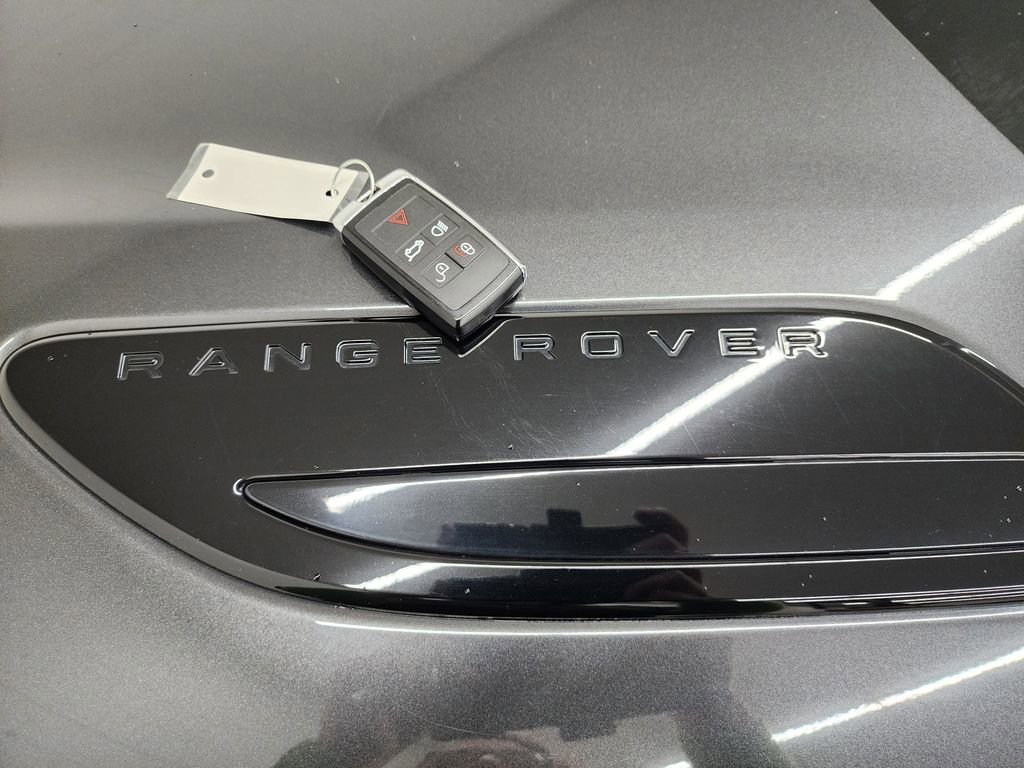 Used 2023 Land Rover Range Rover Velar R-Dynamic S AWD/4WD image 41