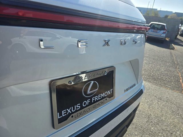 Certified 2025 Lexus NX 250 FWD w/ Accessory Package (2T) image 13
