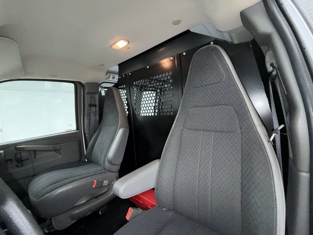Used 2025 GMC Savana 2500 w/ Driver Convenience Package RWD image 13