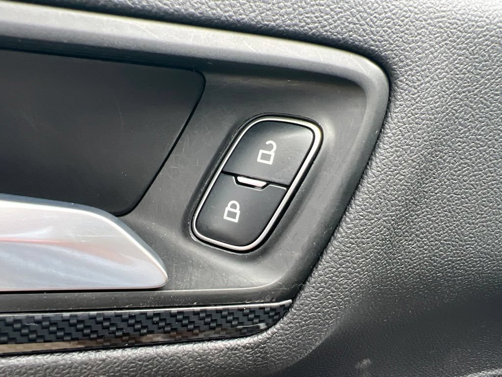 Used 2024 Ford Escape ST-Line w/ Tech Pack #1 FWD image 25