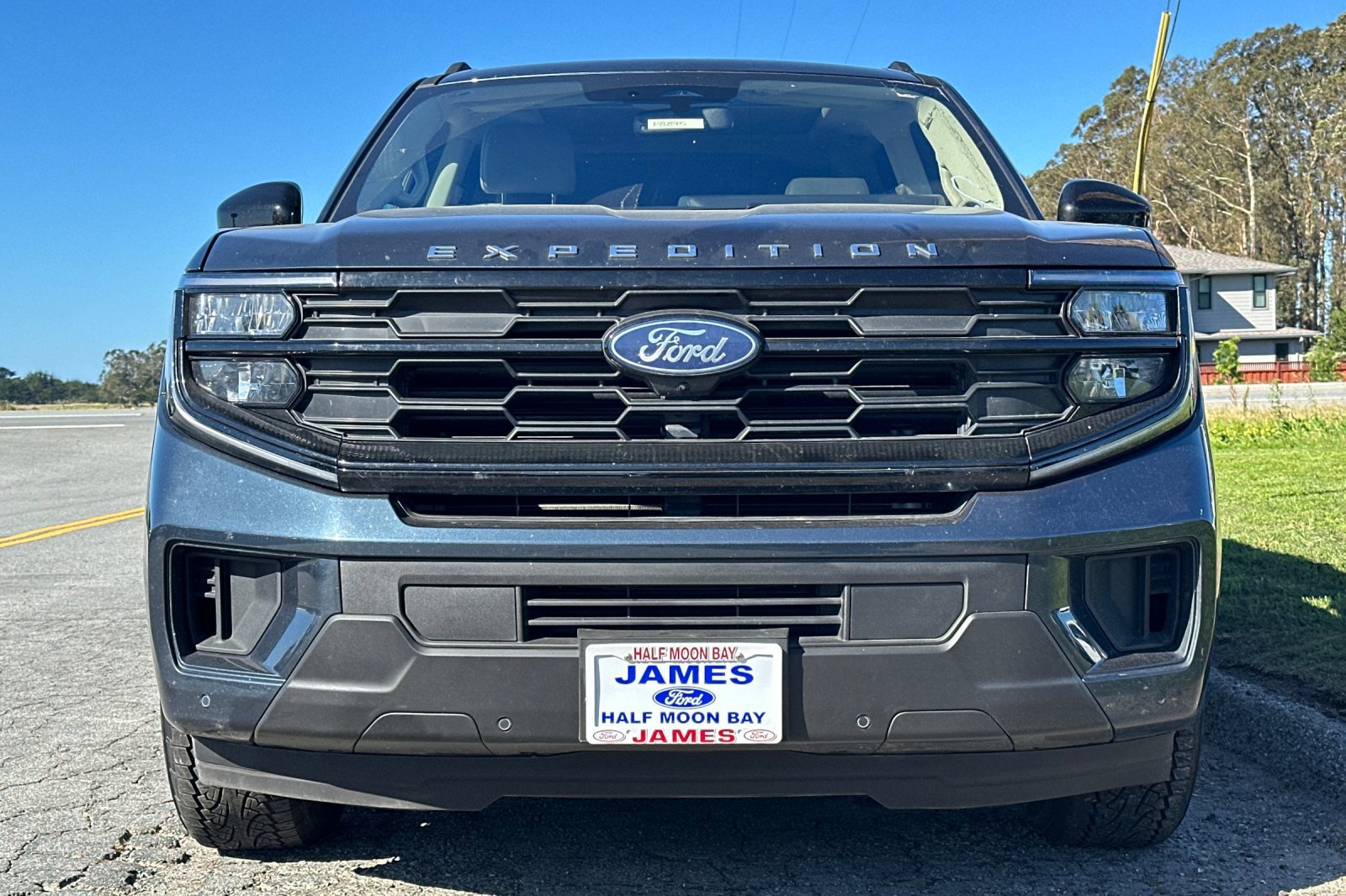 Used 2025 Ford Expedition Active image 8