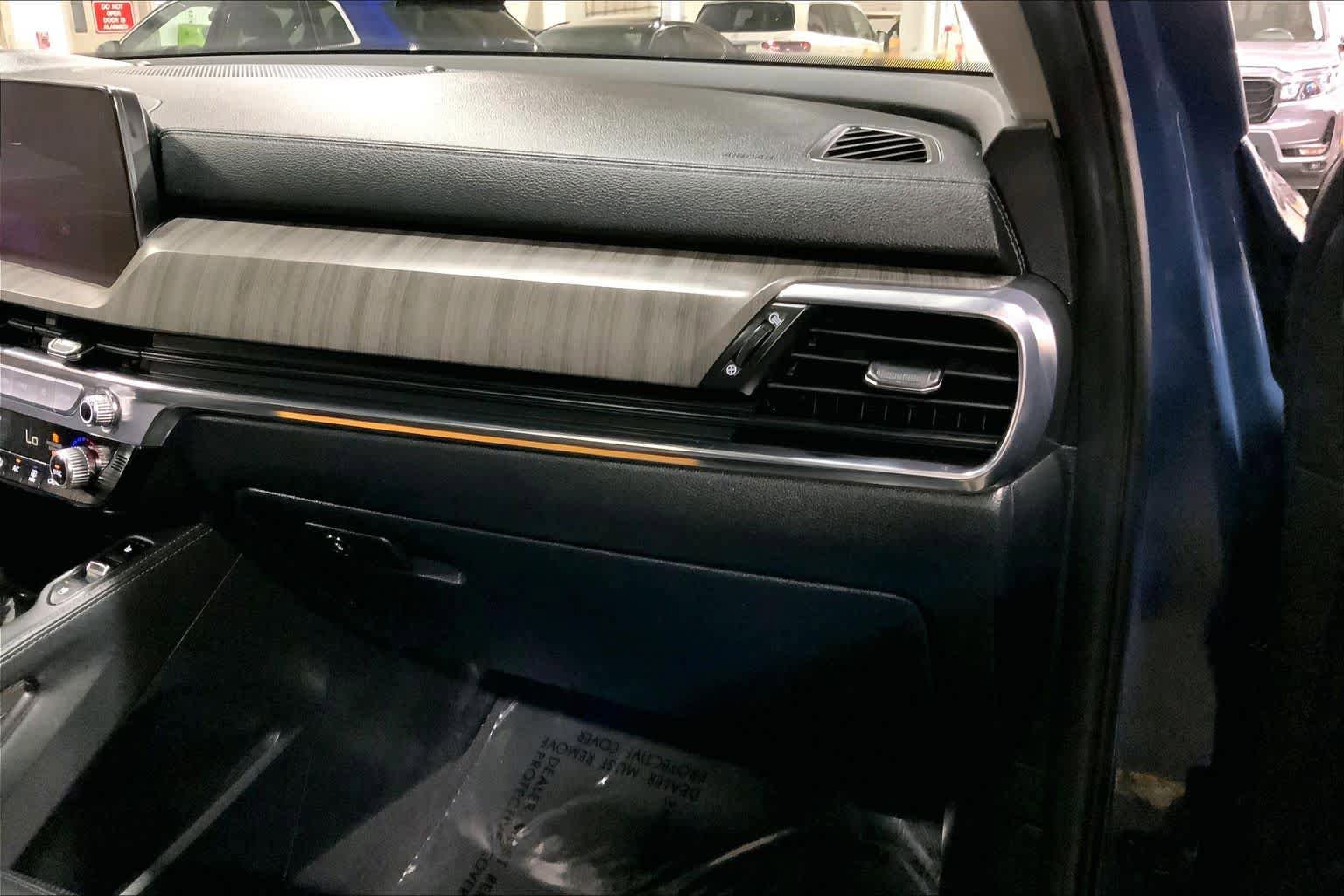 Used 2023 Kia Telluride SX Prestige AWD/4WD image 19