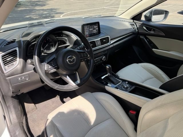 Used 2017 MAZDA MAZDA3 Grand Touring w/ Premium Equipment Package FWD image 11