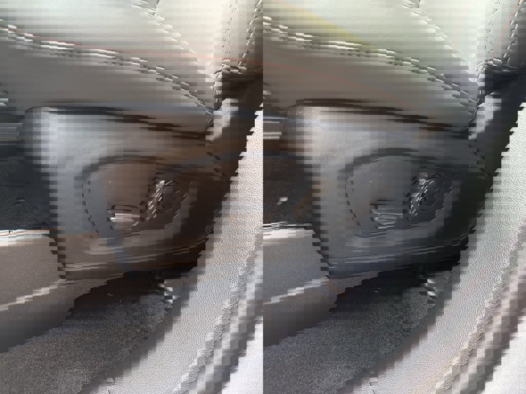 New 2026 Ford Explorer Active w/ Active Comfort Package image 17