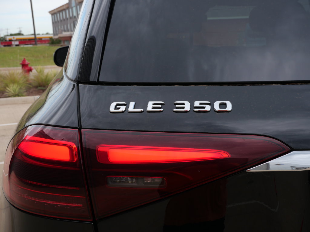 Used 2025 Mercedes-Benz GLE 350 4MATIC image 9