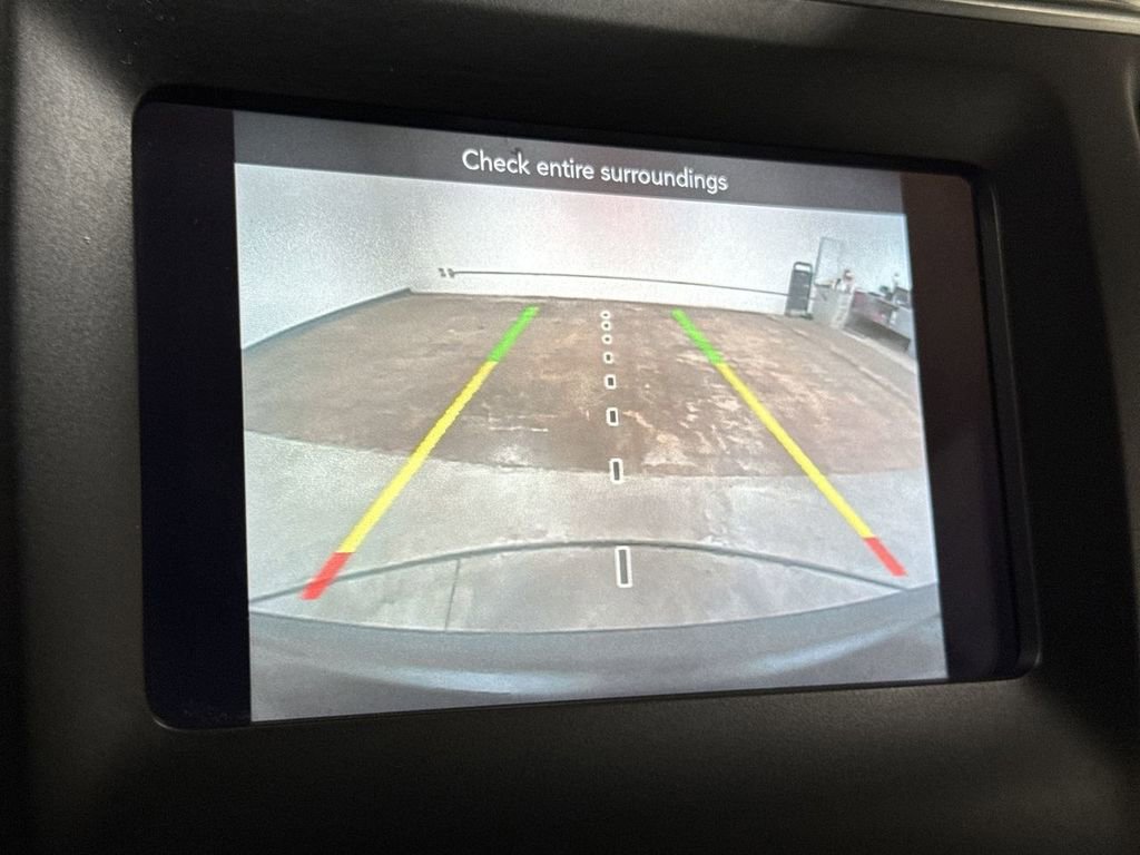Used 2020 Jeep Cherokee Latitude w/ Cold Weather Group image 15