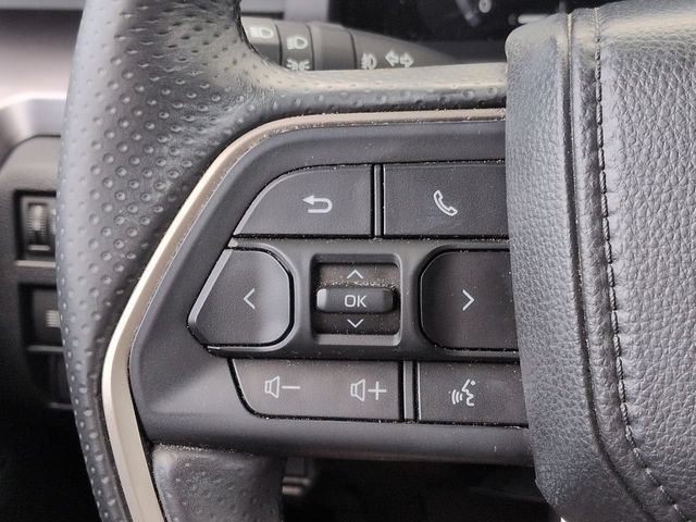 Certified 2025 Toyota 4Runner TRD Off-Road Premium AWD/4WD image 24