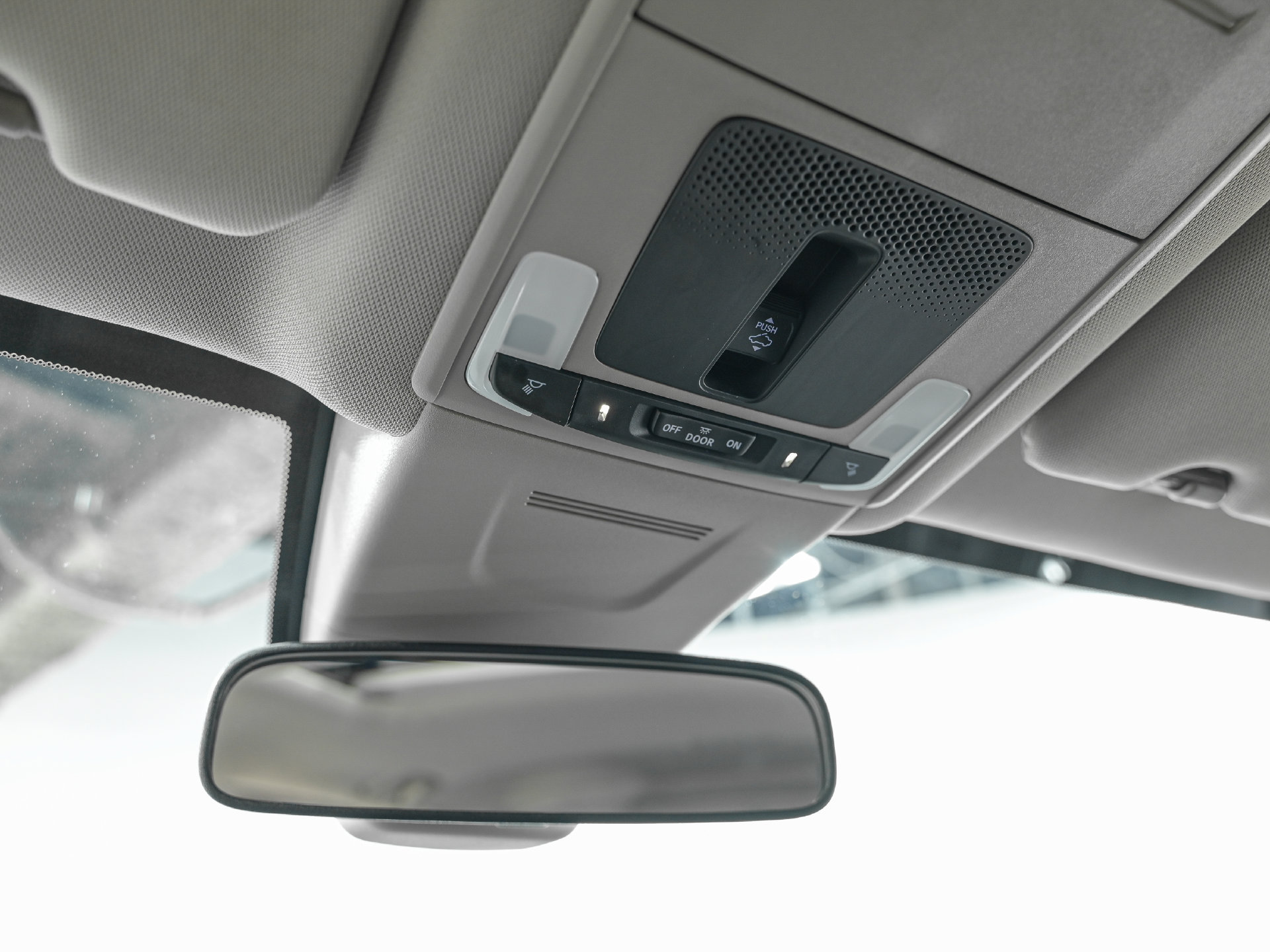 Used 2025 Honda CR-V EX image 25