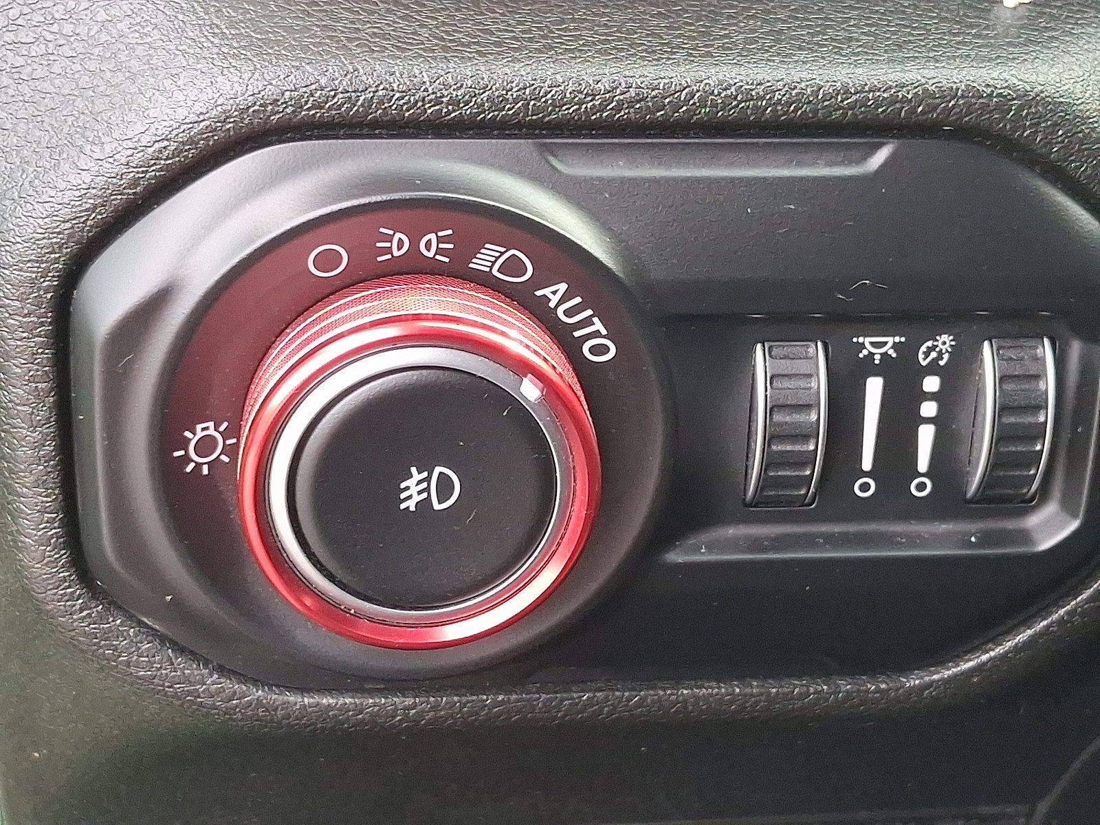 Used 2019 Jeep Wrangler Unlimited Rubicon image 24