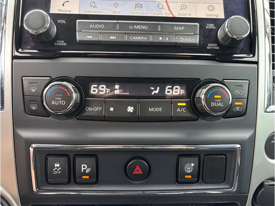 Used 2021 Nissan Titan SV w/ SV Convenience Package AWD/4WD image 32