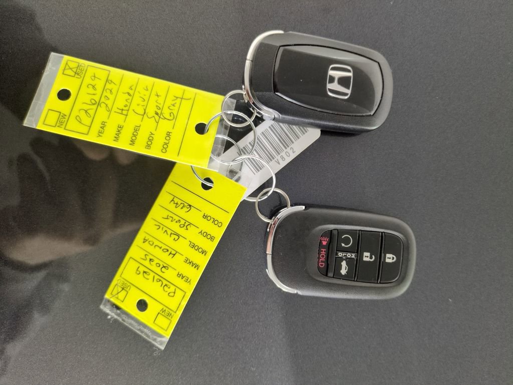 Used 2025 Honda Civic Sport image 32