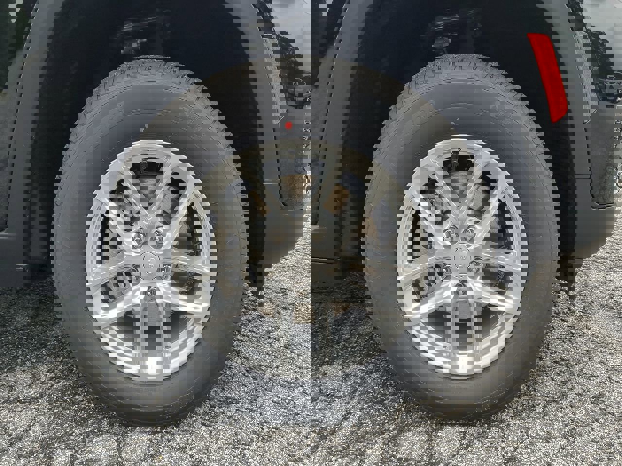 New 2025 Jeep Grand Cherokee Laredo X w/ Luxury Tech Group I image 9