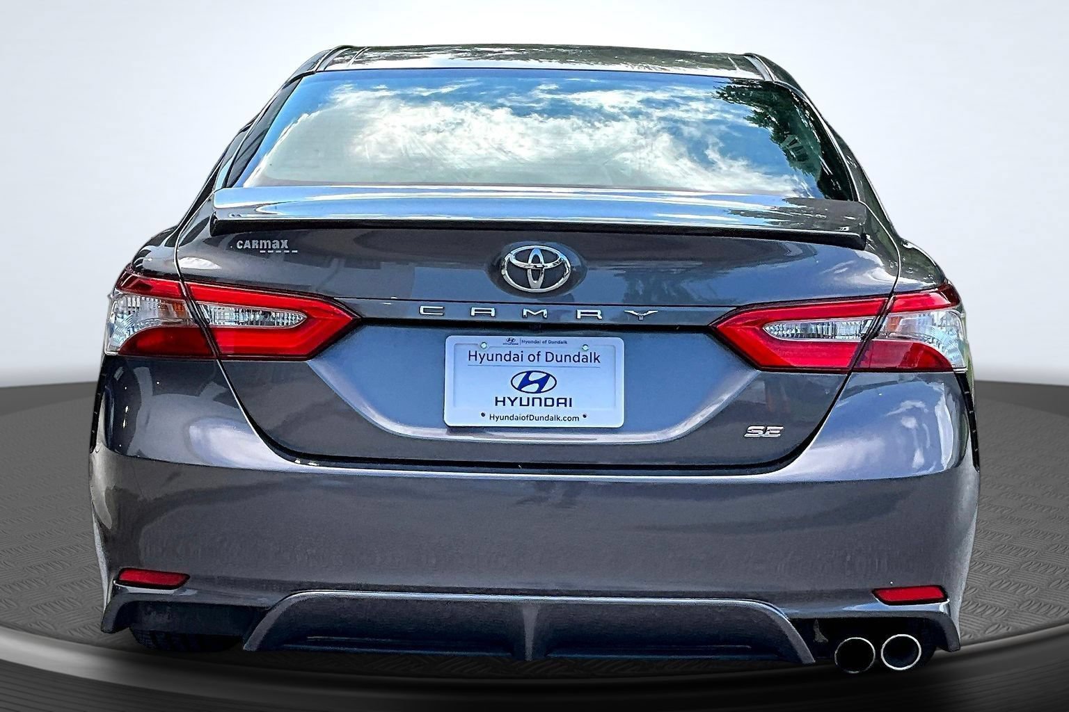 Used 2018 Toyota Camry SE FWD image 4