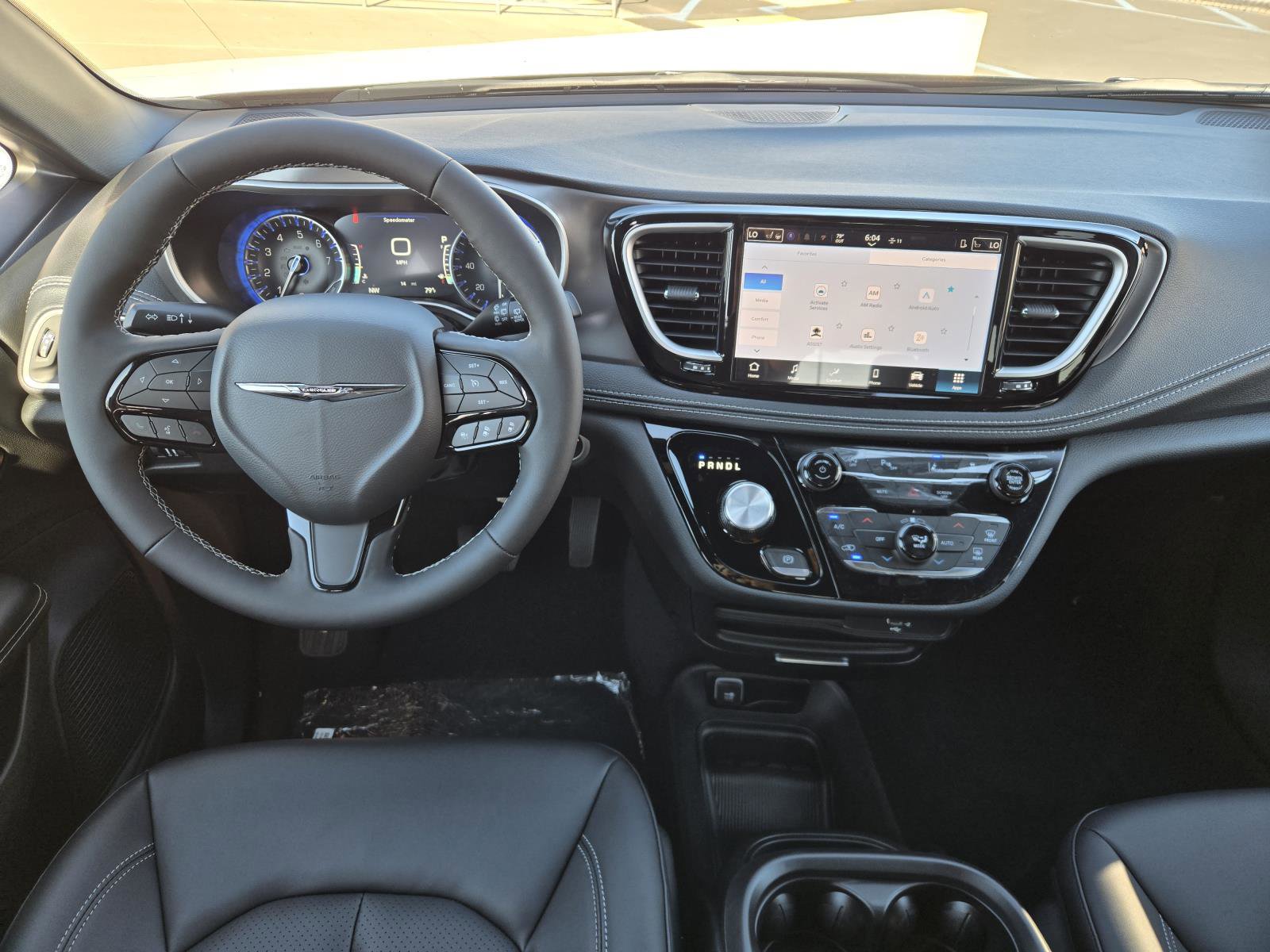 New 2026 Chrysler Pacifica Select w/ S Appearance Package image 6