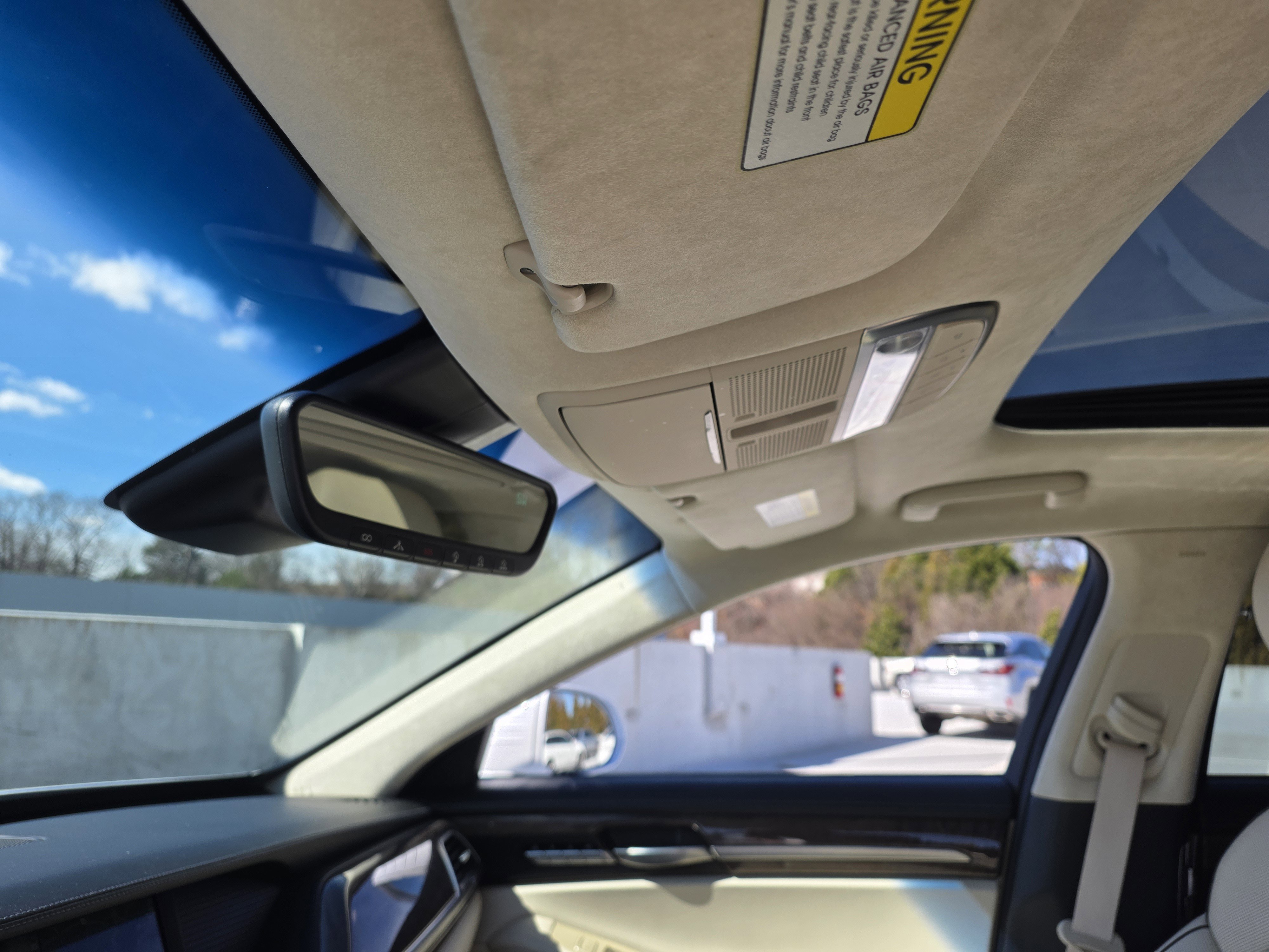 Used 2018 Genesis G90 5.0 Ultimate image 16