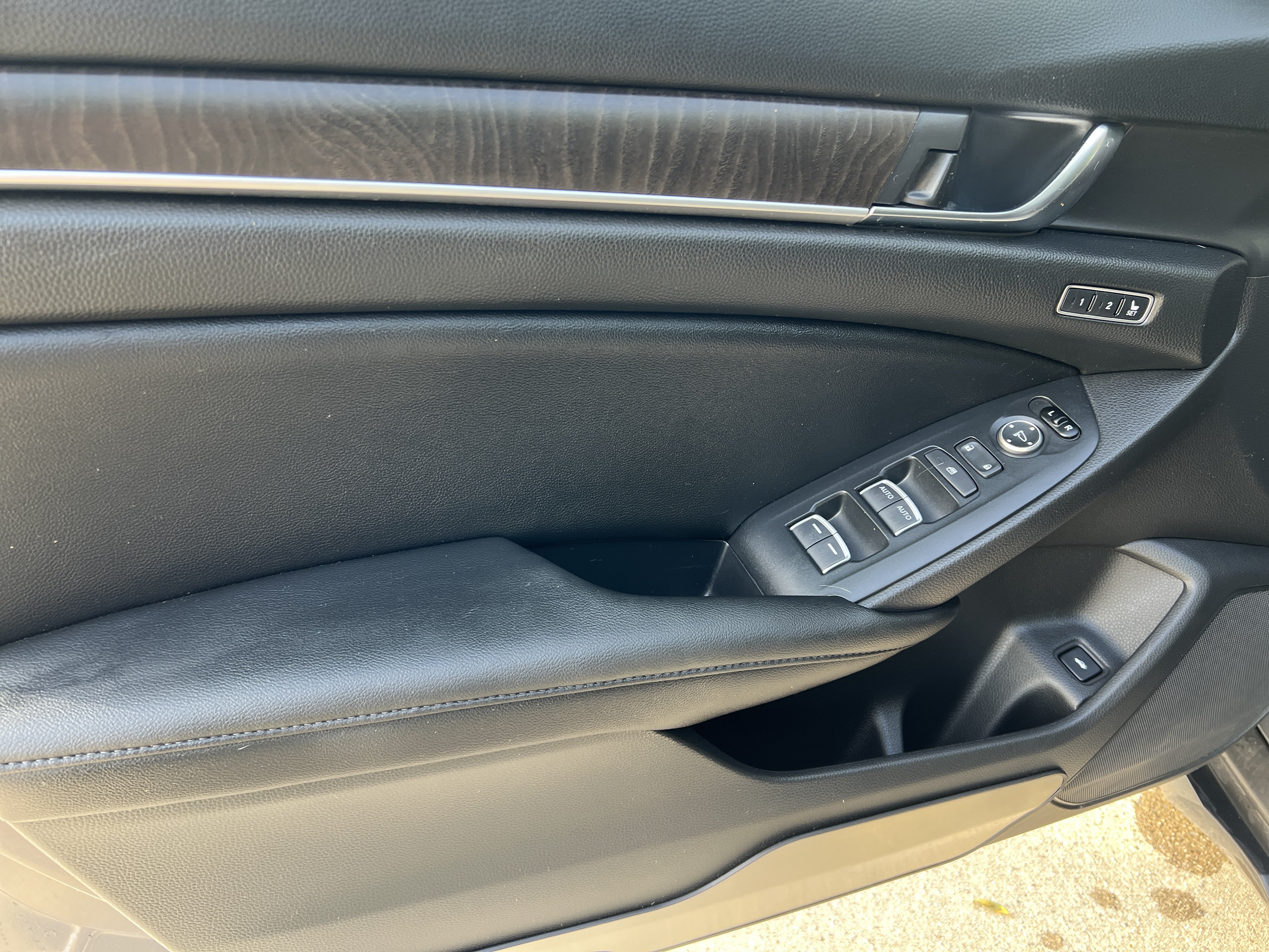 Used 2021 Honda Accord EX-L image 13