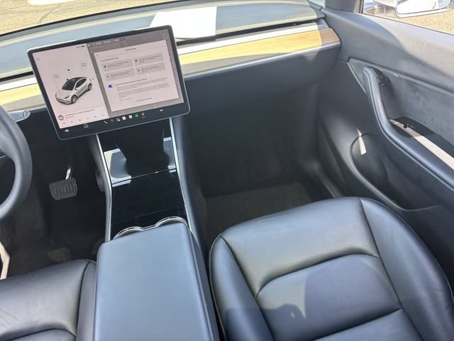 Used 2021 Tesla Model Y AWD image 16