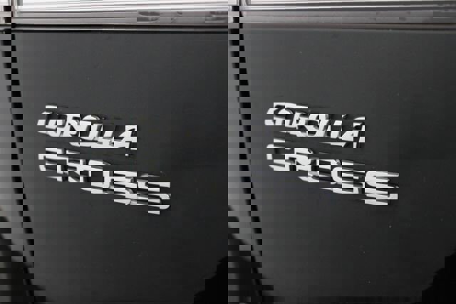 Used 2023 Toyota Corolla Cross L image 6