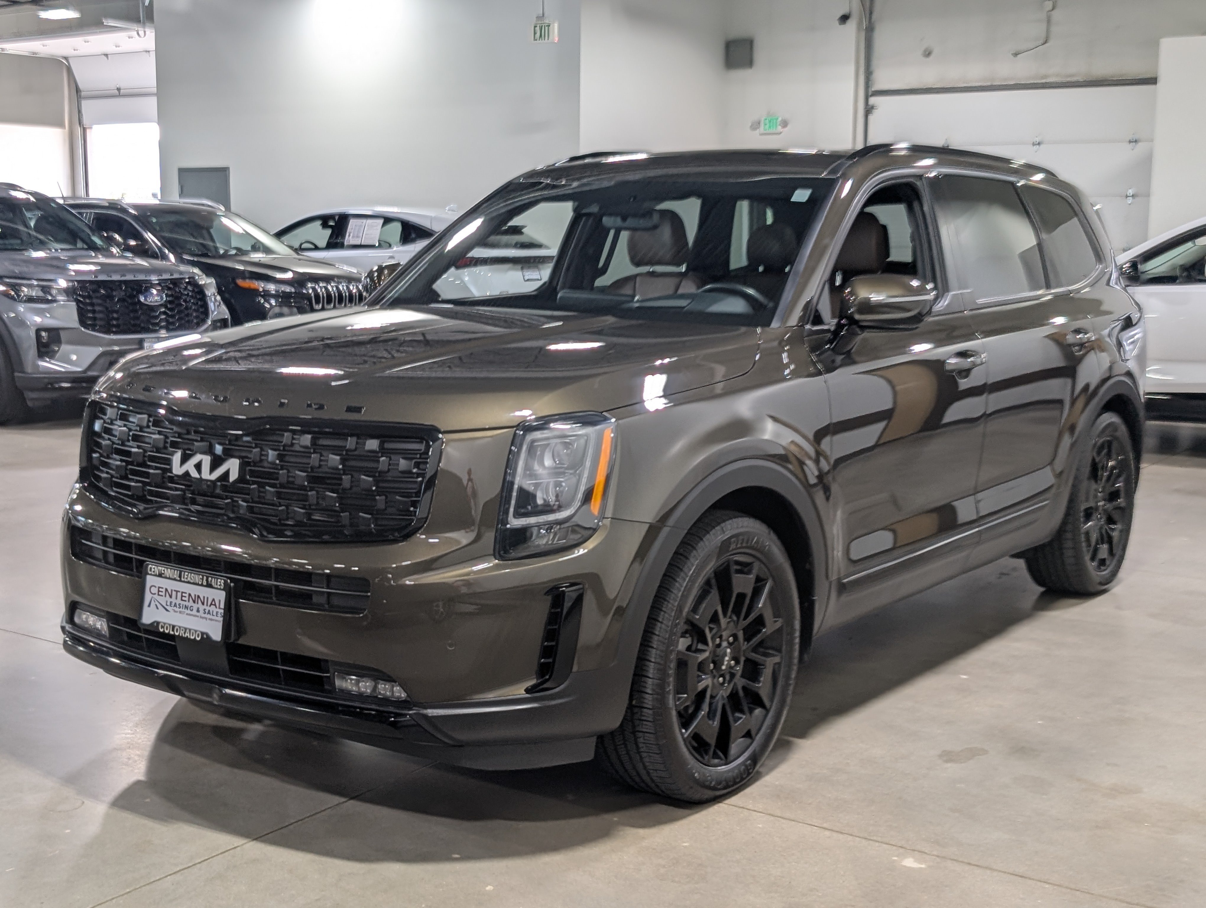 Used 2022 Kia Telluride SX w/ SX Prestige Package AWD/4WD image 7