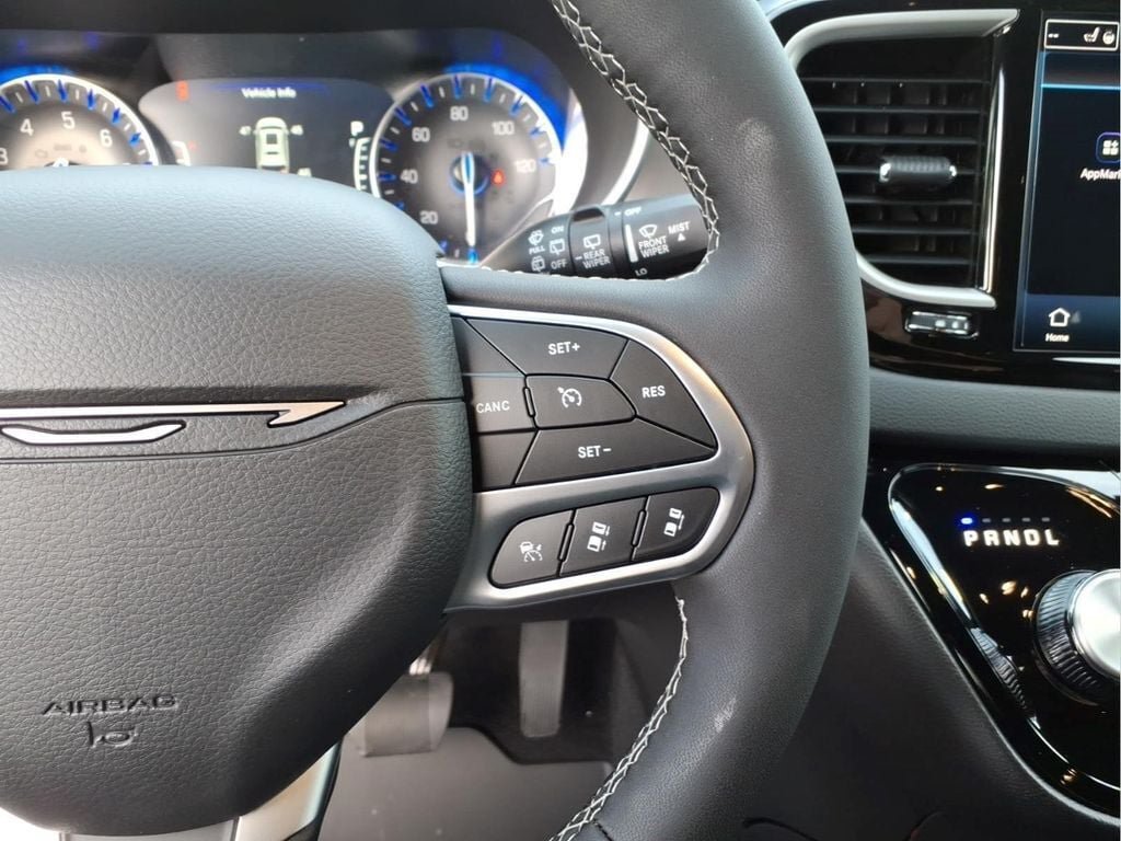 New 2027 Chrysler Pacifica LX FWD image 21