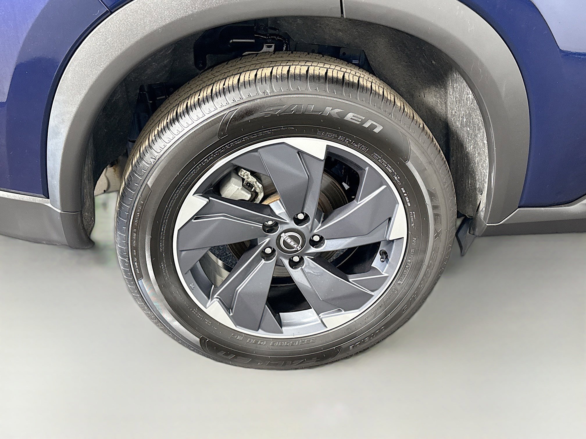 Used 2025 Nissan Rogue SV image 33