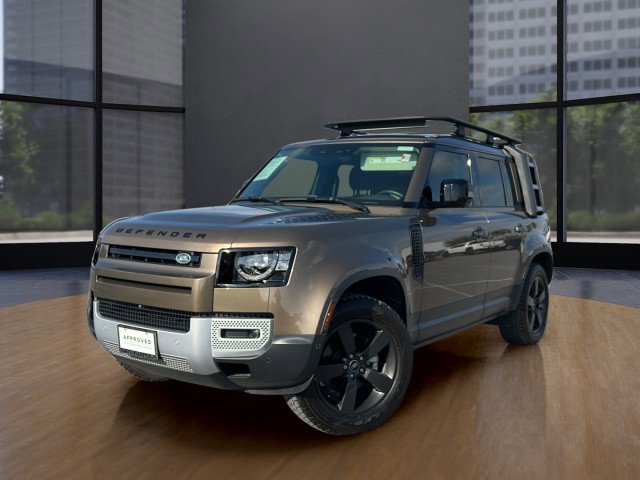 Used 2024 Land Rover Defender 110 S image 1