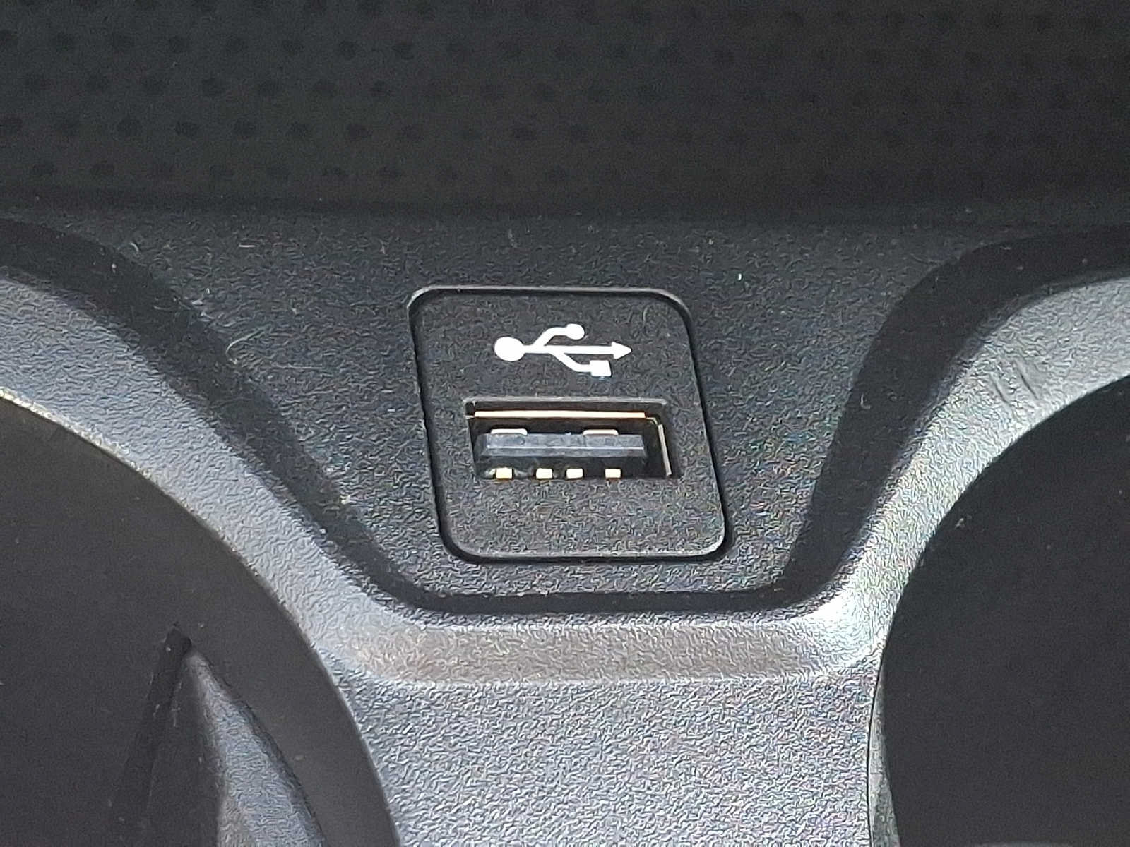 Used 2024 BMW M2 w/ Lighting Package RWD image 23
