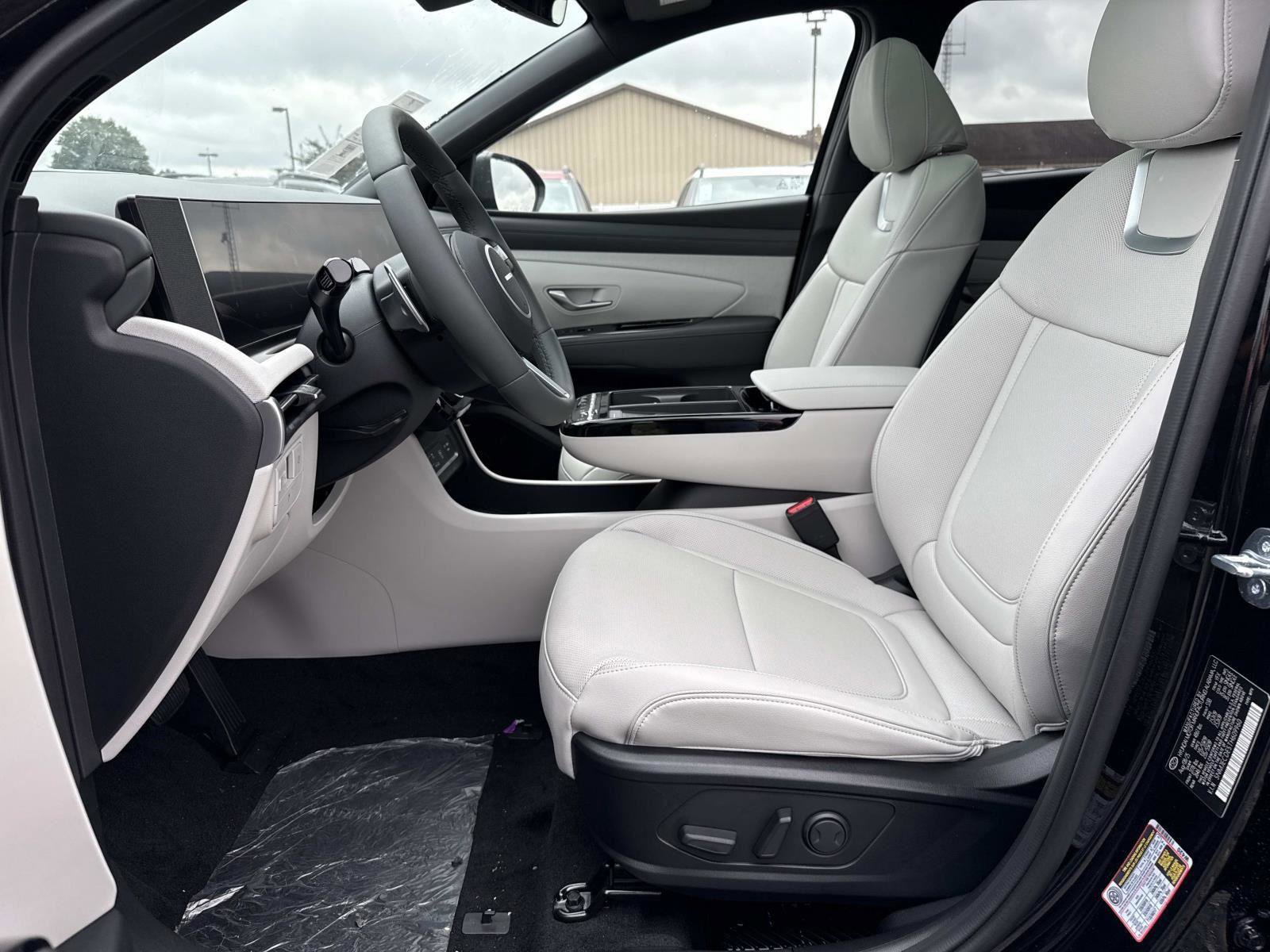 New 2026 Hyundai Tucson Limited AWD/4WD image 10