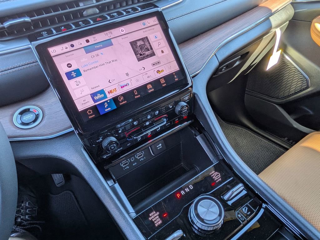 New 2025 Jeep Grand Cherokee Summit w/ Adv Protech Group IV image 25