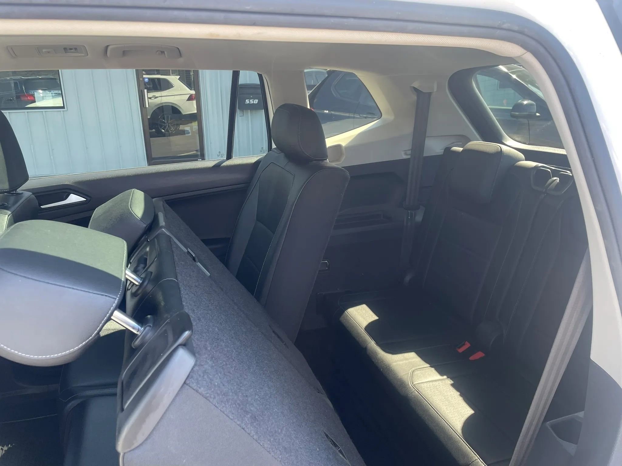 Used 2019 Volkswagen Tiguan SE w/ Panoramic Sunroof Package AWD/4WD image 19