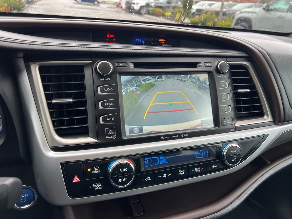 Used 2017 Toyota Highlander Limited Platinum image 25